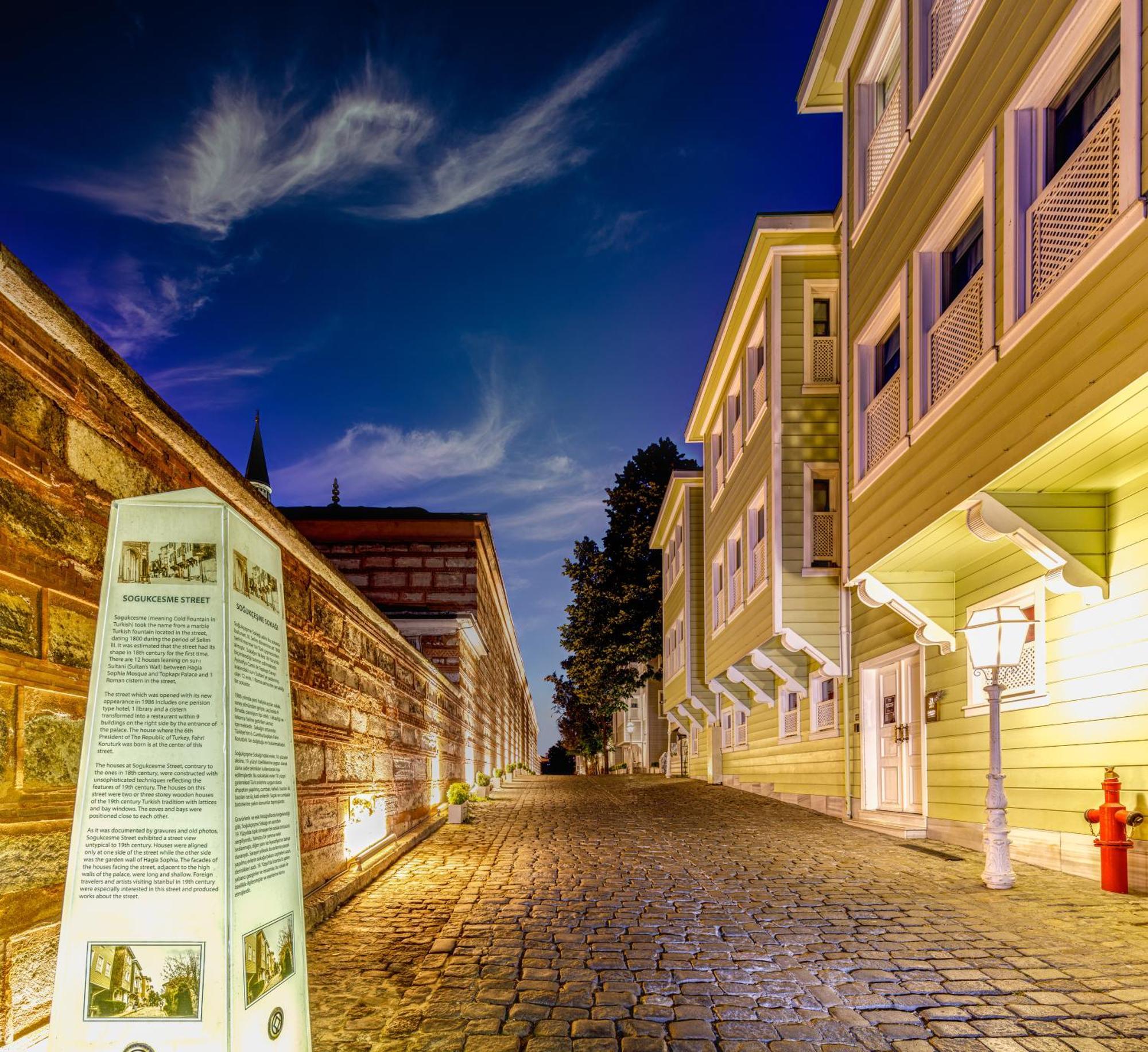 Отель Hagia Sofia Mansions Istanbul, Curio Collection By Hilton Экстерьер фото
