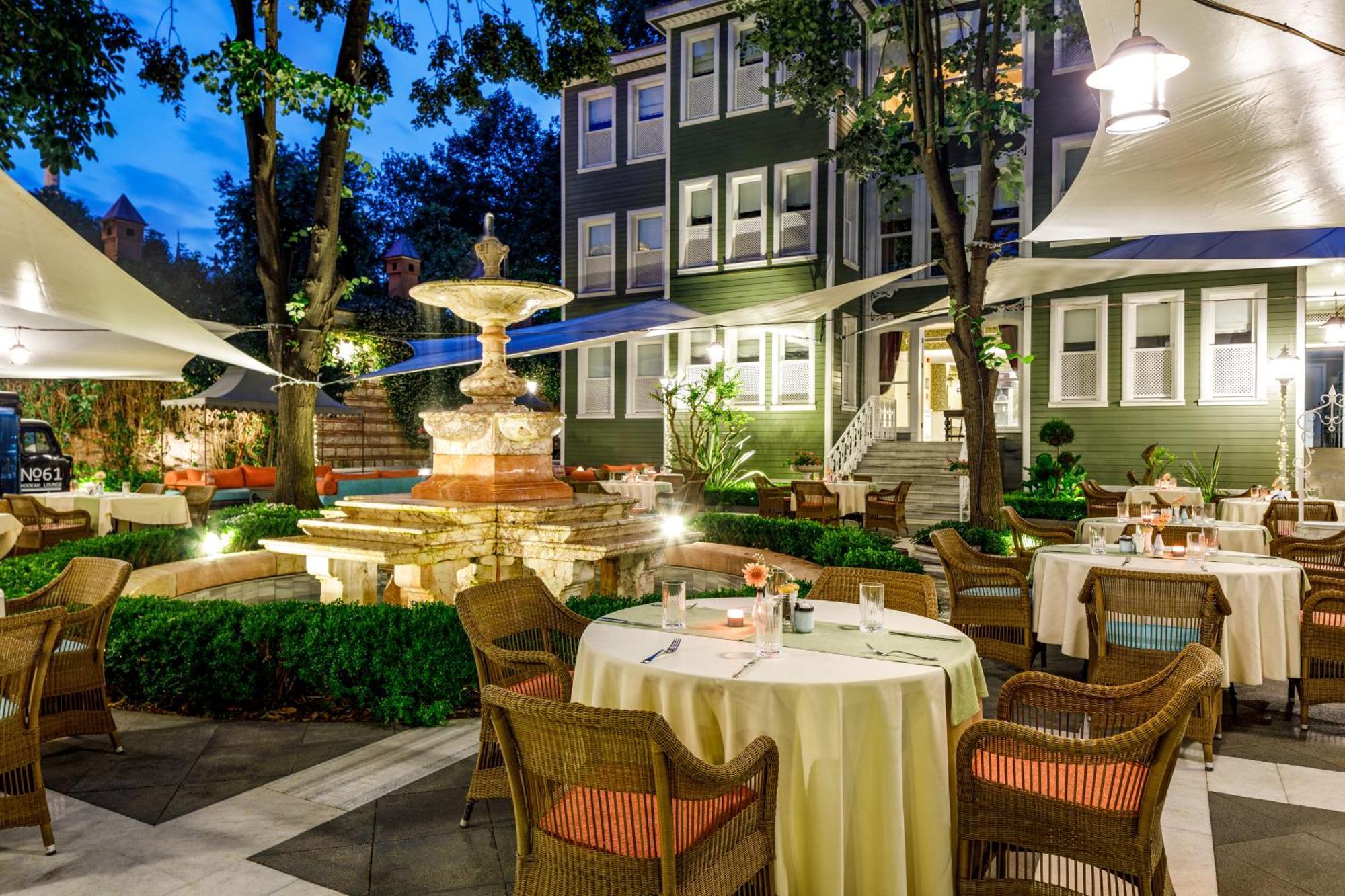 Отель Hagia Sofia Mansions Istanbul, Curio Collection By Hilton Экстерьер фото