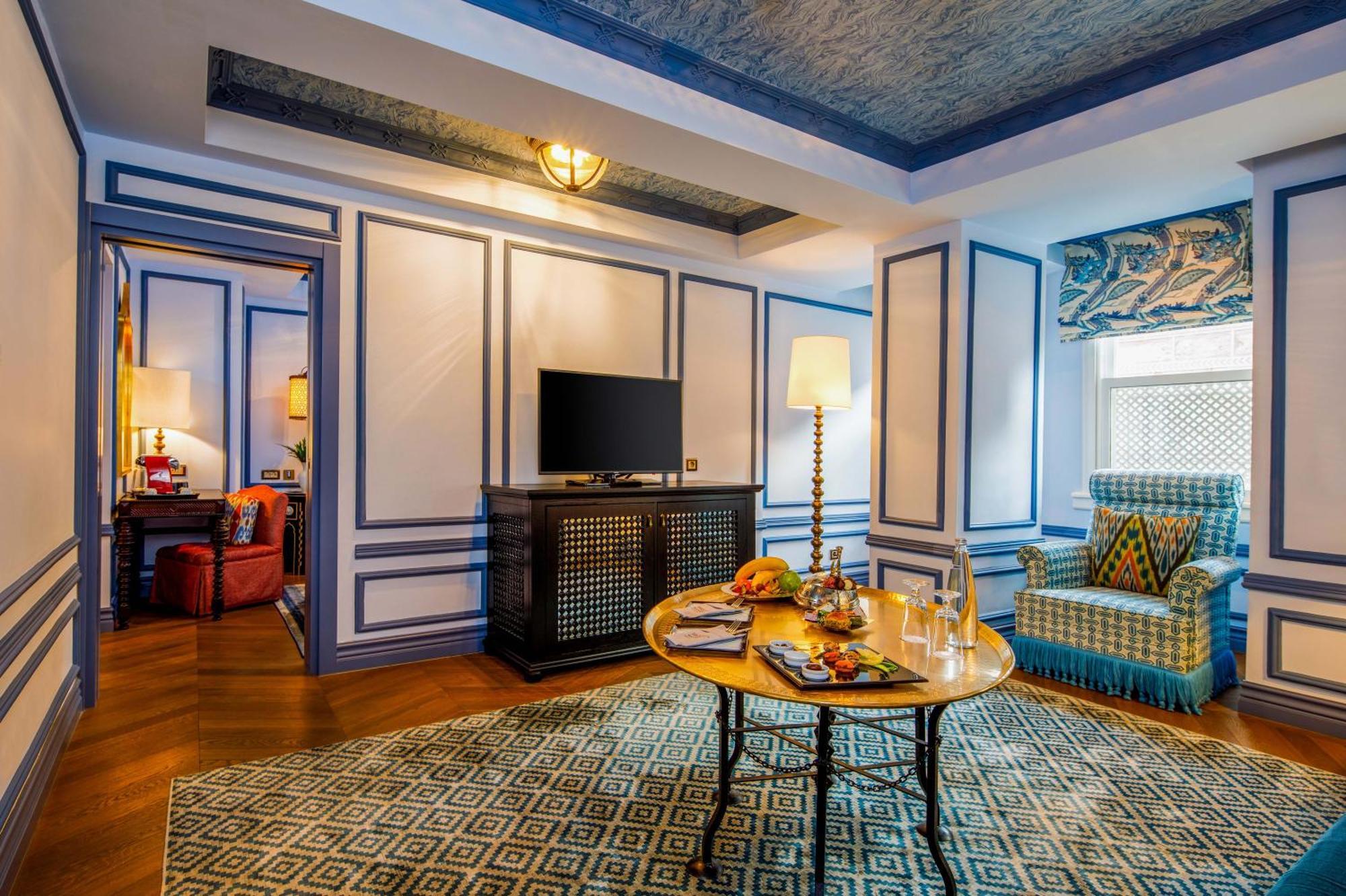 Отель Hagia Sofia Mansions Istanbul, Curio Collection By Hilton Экстерьер фото